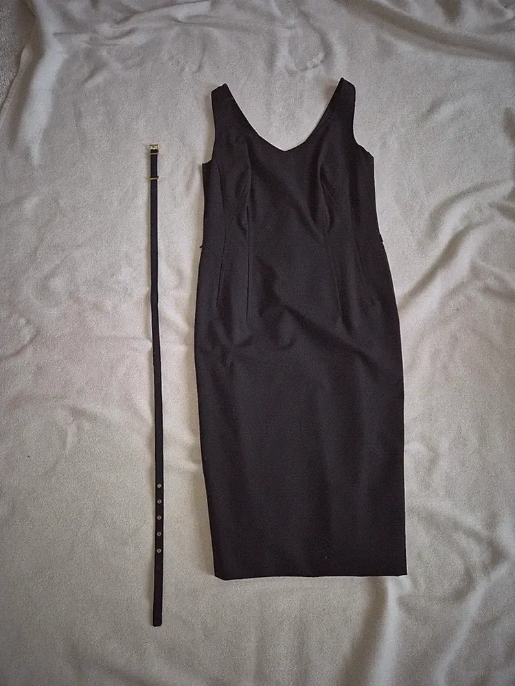 Slim-Fit-, Etuikleid, Bleistiftkleid, Marke: Boss, Gr. 40 , Schwarz, wie neu !!