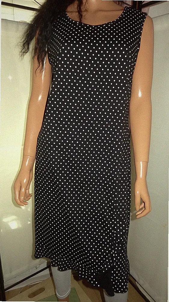 Sommer Kleid Schwarz-Weiß gepunktet Rüschen Volant Ärmellos Rockabilly Gr 38