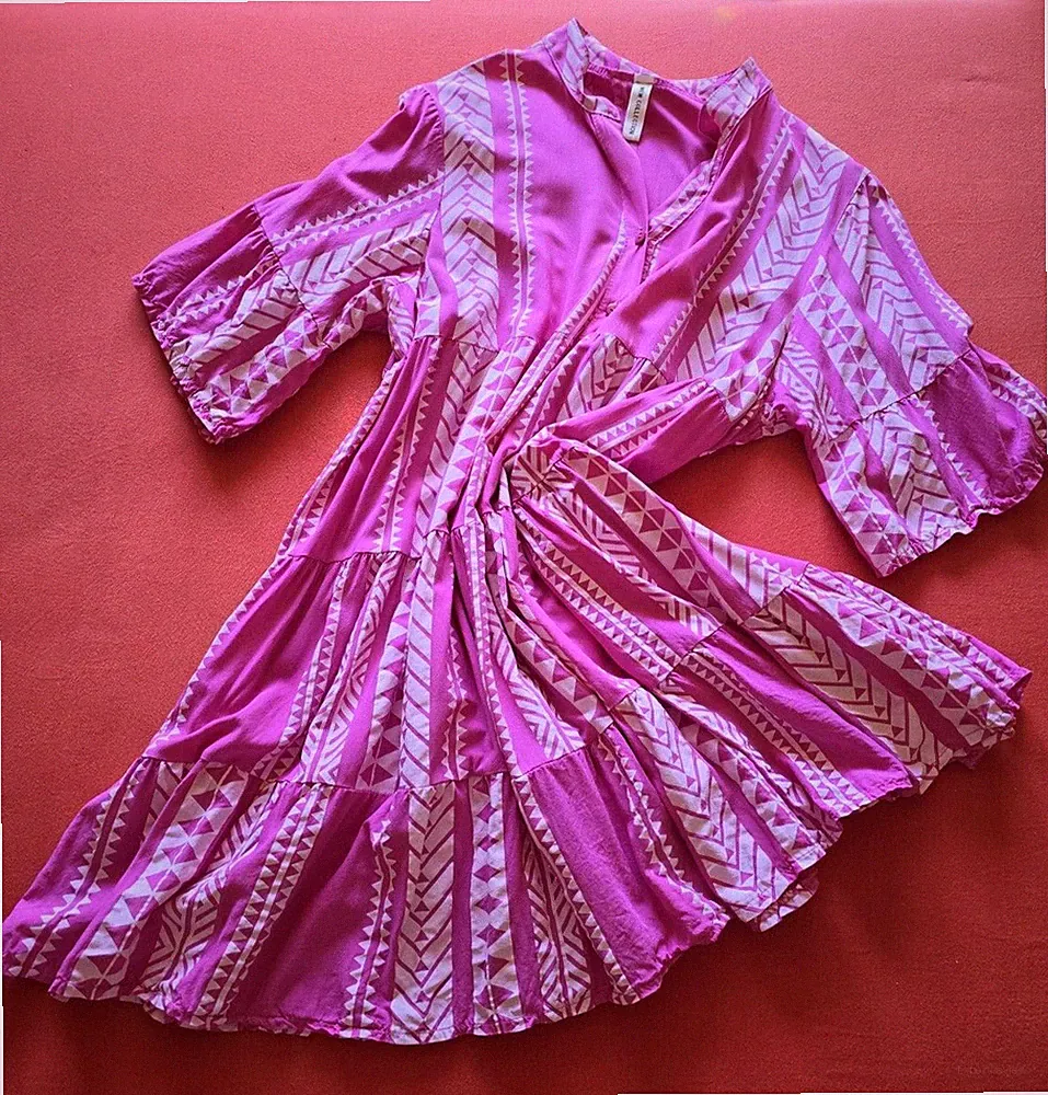 Sommerkleid ; 3/4 Ärmel ; luftig und weit geschnitten; Gr. One Size; gebraucht
