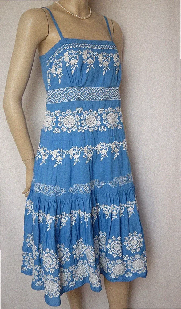 Sommerkleid 38 40 blau weiß Blumen bestickt Urlaub Baumwolle Monsoon Kleid Party