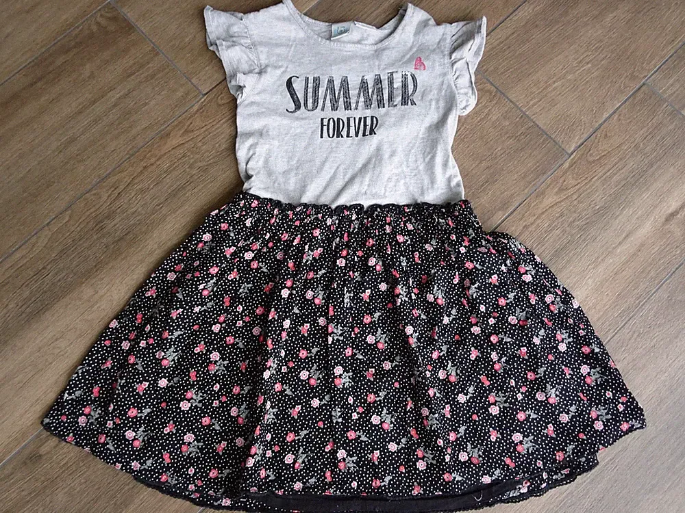 Sommerkleid Blumenmotiv Gr. 128 mit Pailletten grau, schwarz