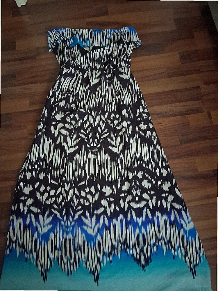 SOMMERKLEID GR.38 Carmenausschnitt
