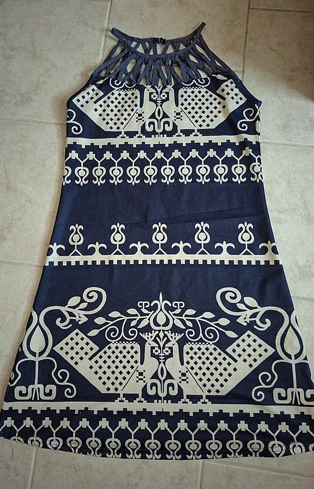 Sommerkleid Gr.M Weiß-Blau Raffinierter Hals