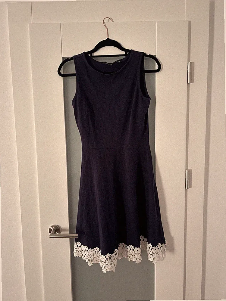 Sommerkleid mit Lochspitze, 38, M, Dorothy Perkins, Häkel, Cocktailkleid, Lace