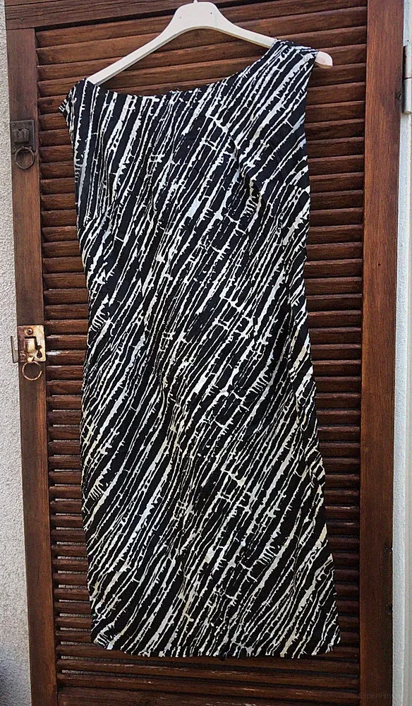 Sommerkleid Seide - Etuikleid Größe 38 schwarz-weiß mit Reißverschluß
