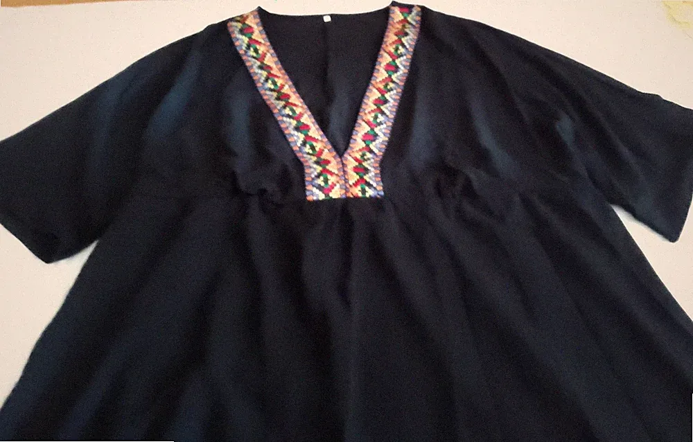 SOMMERKLEID zum reinschlüpfen, SCHWARZ MIT STICKEREI, Halbarm, GR. 4XL