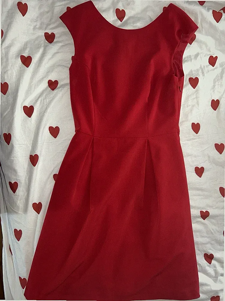 Sommerliches Rotes Kleid mit Schleife am Rücken Hochzeit Abi Abschluss Date