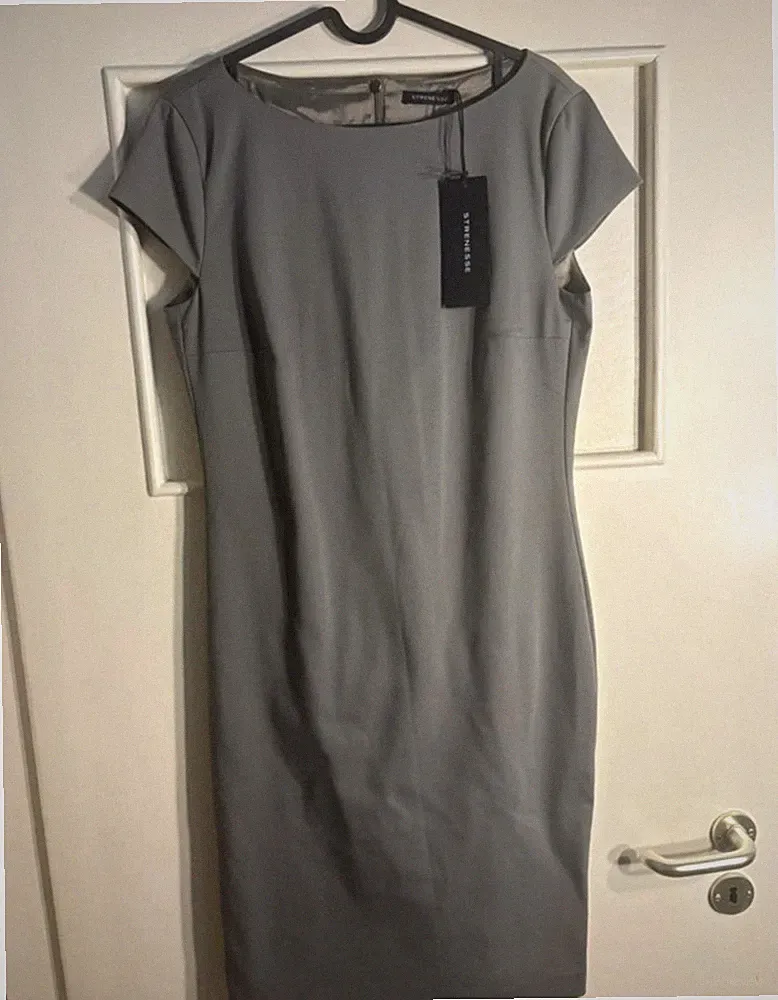 STRENESSE Damenkleid, Größe 38, Grau – NEU mit Original-Etikett
