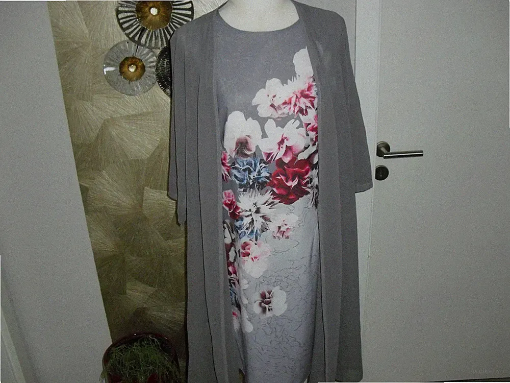 SUPERschönes Kleid ° Etuikleid ° incl. Cardigan ° grau/rot ° Gr. M (38) ° NEUw