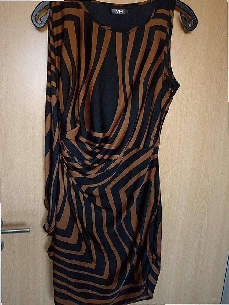 Superschoenes Sommerkleid Groesse M/10/38