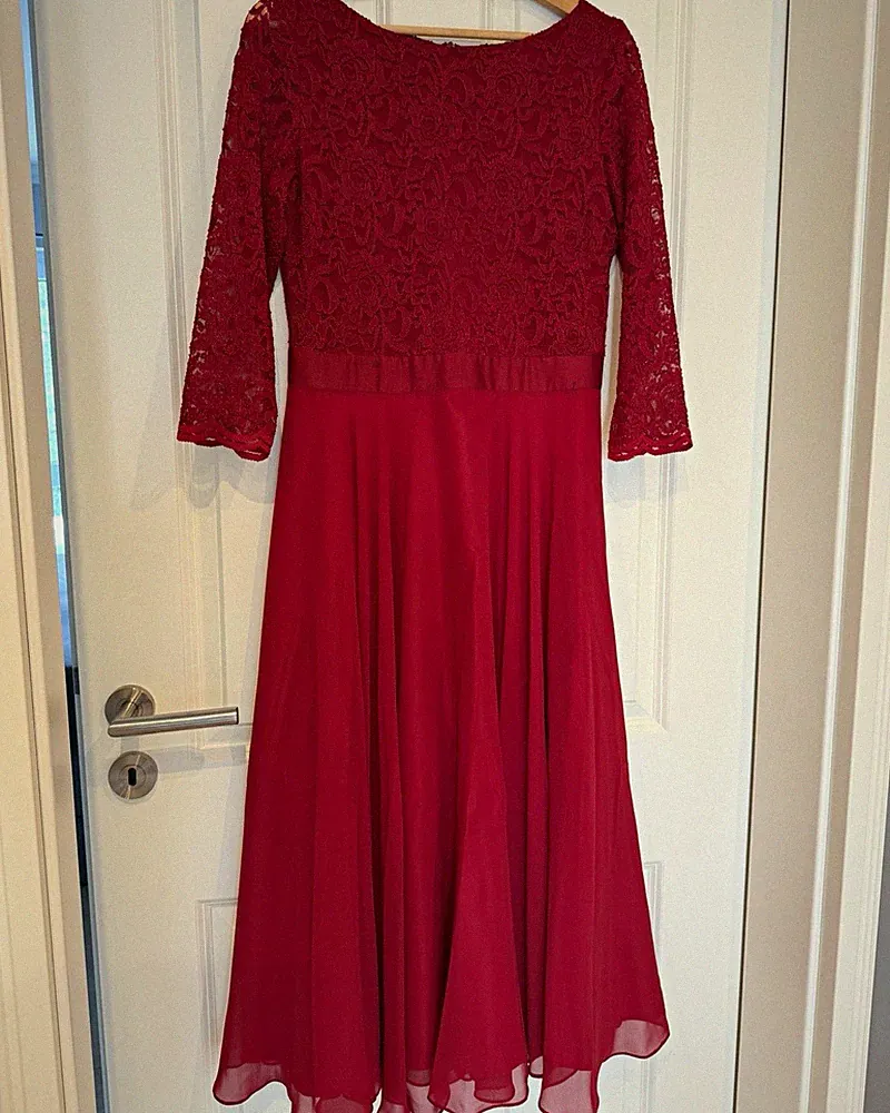 SWING Abendkleid Rot Spitze Blumen 3/4-Ärmel lange A-Linie Gr. 38/40