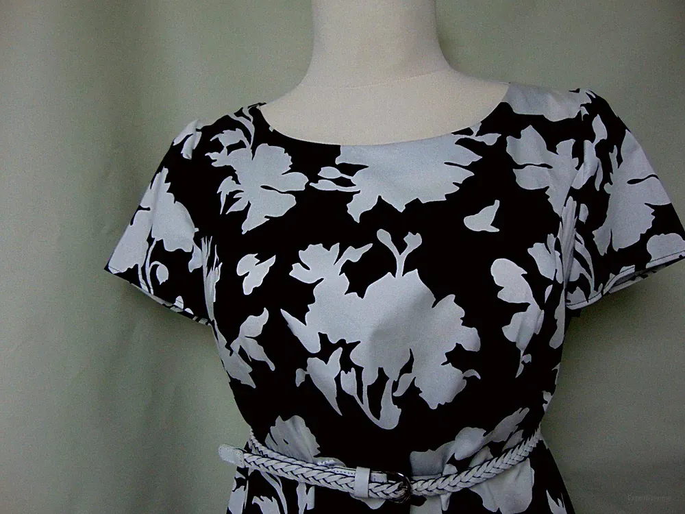 TAIFUN Gerry Weber Damenkleid Größe 44 NEU Sommer Kleid