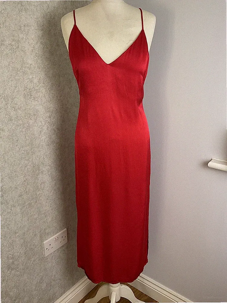 Tigerlily rot Satin Slip Kleid Midi Viskose Träger Party Hochzeit Gast M 10 12