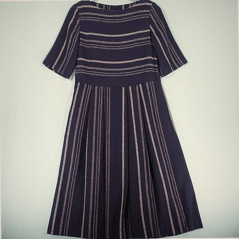 Toast Kleid Damen 6 blau Wollmischung marokkanische Streifen Gaze Plissee Lagenlook