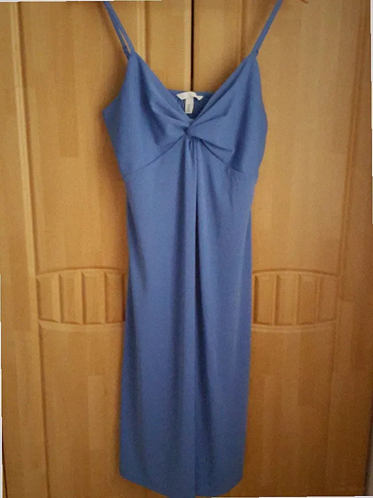 tolles H&M Kleid M für junge Leute Neu blau aktuell vergriffen Spaghetti-Träger