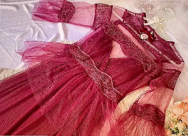 Tüllkleid bordeaux