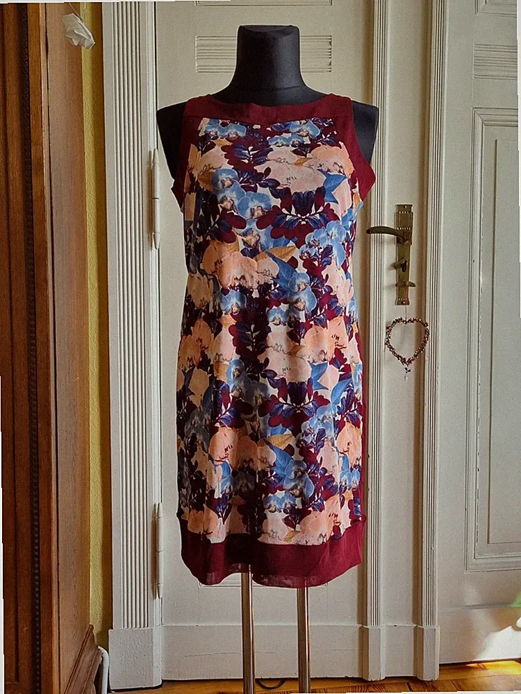 Tunika/Kleid der Fa. Tom Tailor XXL, neu mit Etikett, leichter Stoff