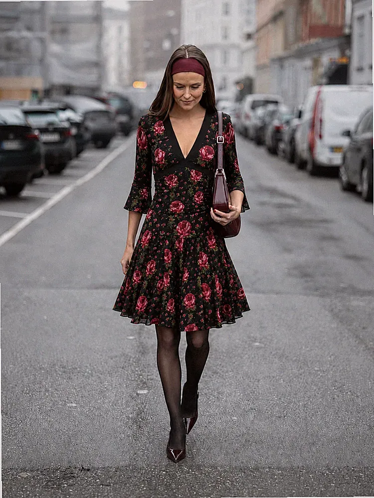 Valentino Vintage Blusenrock Set Kleid-Look mit Blumenmuster IT38