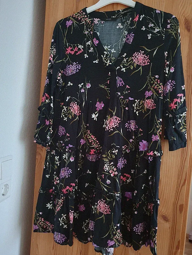 VERO MODA Damen Kurzkleid XS Baumwolle A-Linie V-Ausschnitt Blumen Rüsche