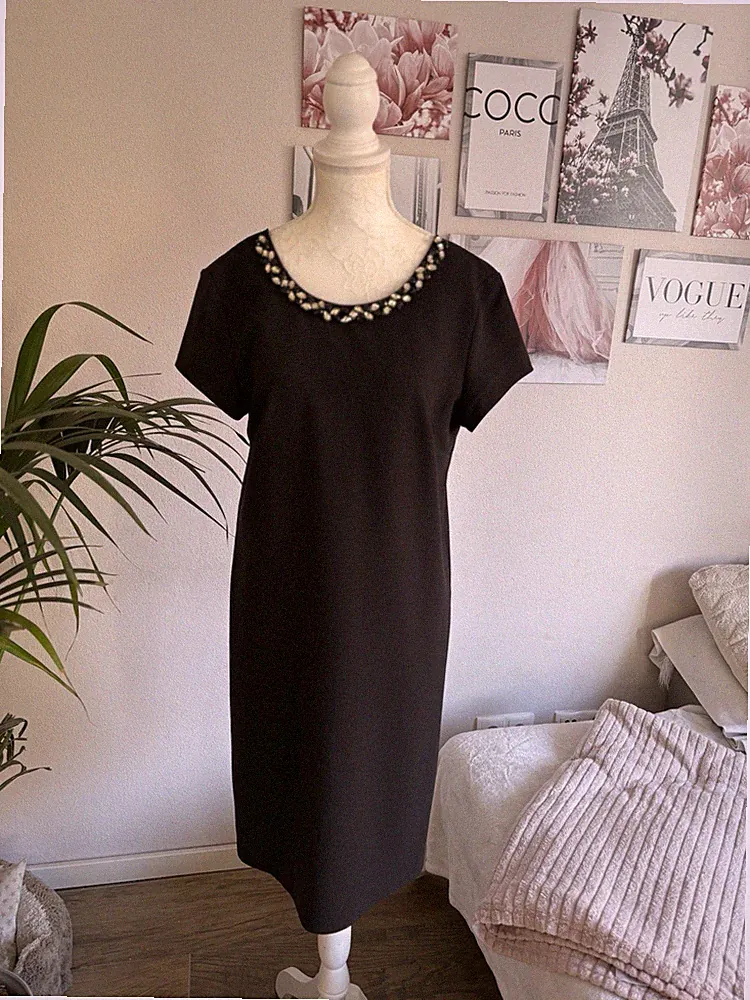Very Simple Cocktailkleid Etuikleid Schwarz tiefer Rücken Kristalle M 38 WNeu