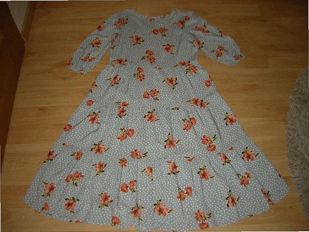 Wadenlanges gestuftes waschbares 3/4-Arm-Viskosekleid Gr. M "Boutique de Violet"