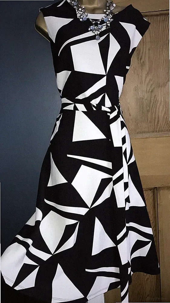 WALLIS ❤️ Gr. 10 Petite Schwarz Weiß Kleid Hochzeit Gast Kreuzfahrt Party Gala