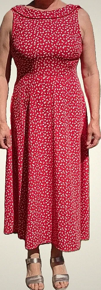 Wunderschönes BODEN Kleid Gr. 14 L – Rot mit Blumenmuster – Wie NEU – NP 119€