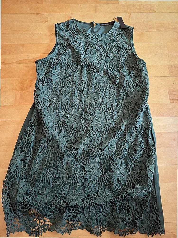 Wunderschönes Dunkelgrünes Etui Kleid, Vorderseite – Häckelspitz ￼NEU, 48/50