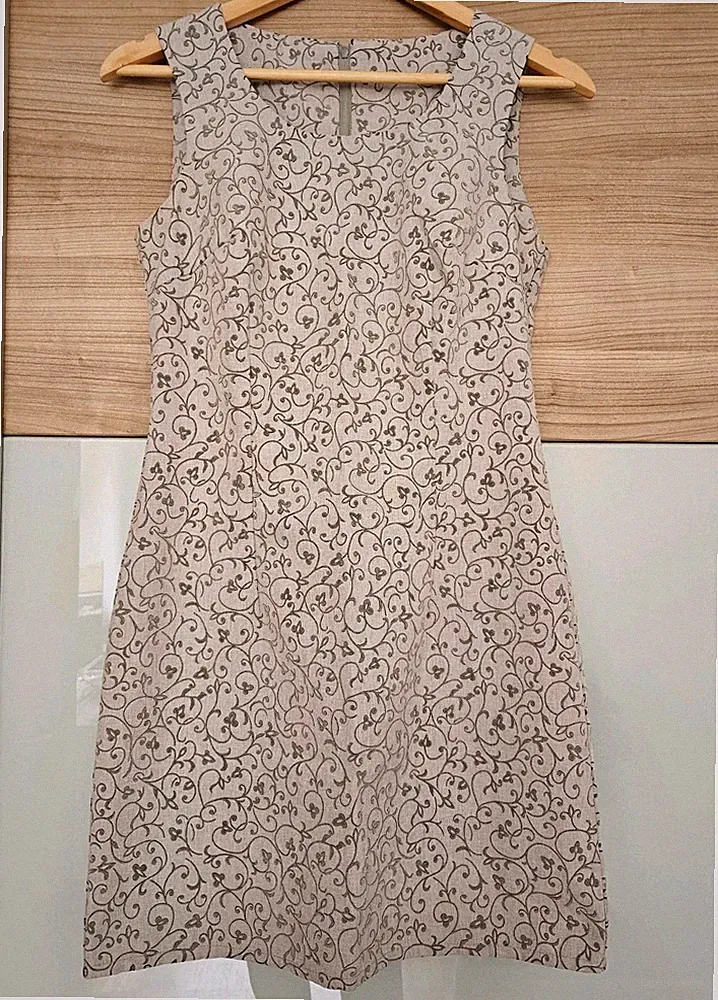 Wunderschönes Etuikleid Sommerkleid angegebene Gr. S 36
