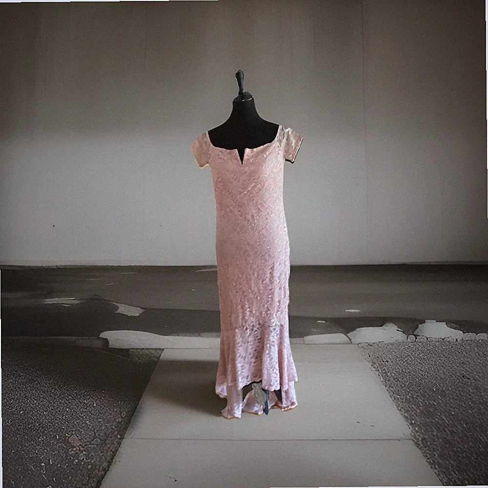 Wunderschönes Hochzeitsgast Damen Lang Kleid Quiz 38/40 Altrosa Ausstelungsstück