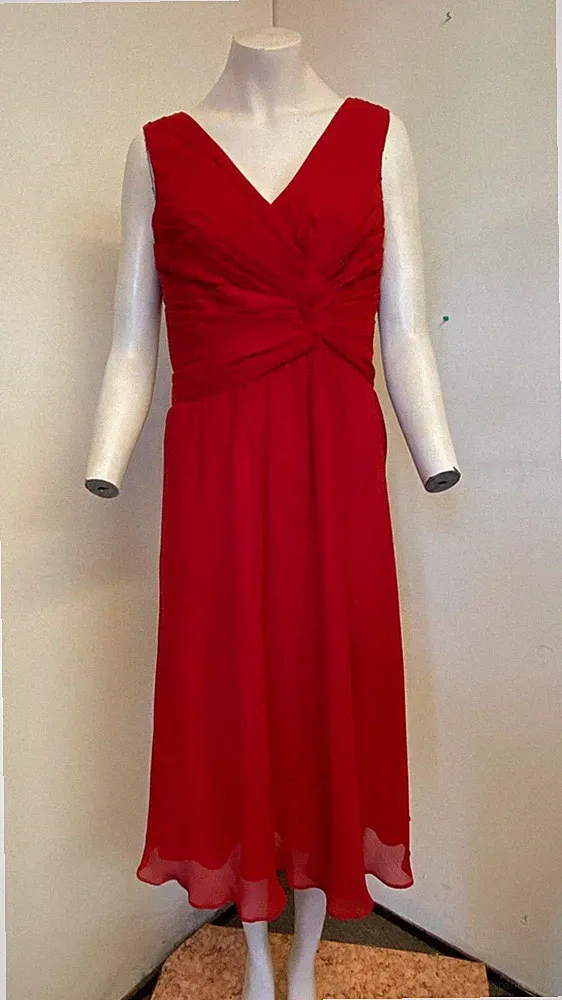 Wunderschönes rotes ärmelloses Kleid mit Rüschen von Definitions - Größe 12 - neu ohne Etikett!!