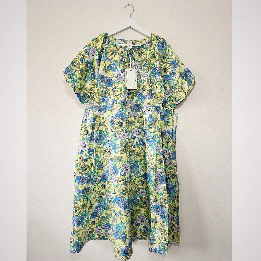 YAS Lomisa Midikleid Blumen Größe XL UK 14/16 grün Baumwolle gesmokt Scandi UVP 58£