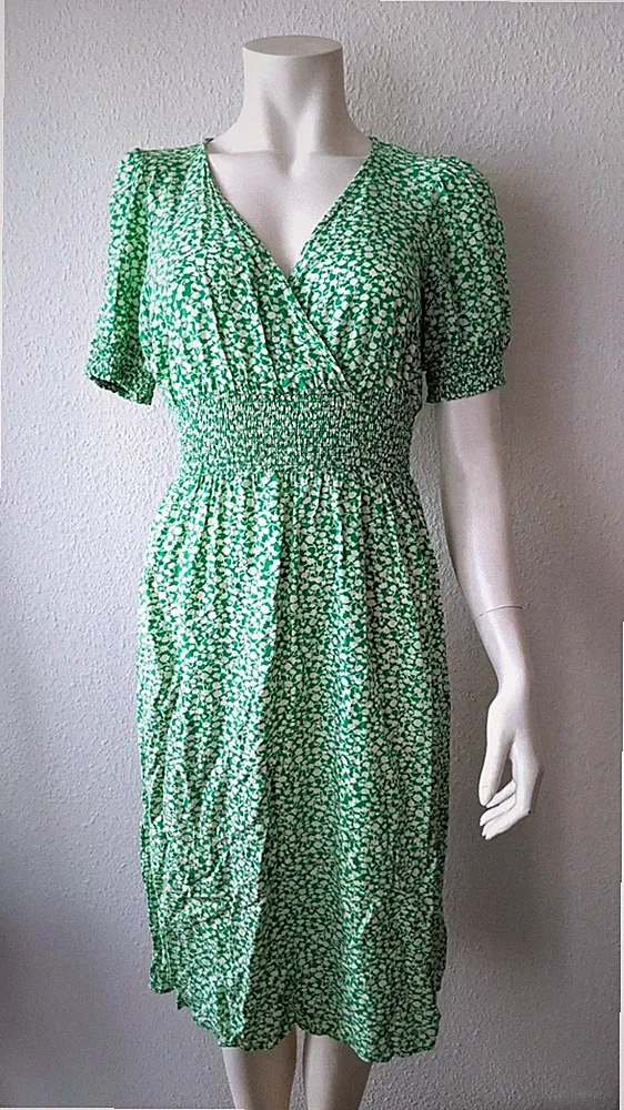 YAS Y.A.S Kleid Midi Sommer Gr. S Kelly GRÜN WEIß Muster kleine Blumen Viskose