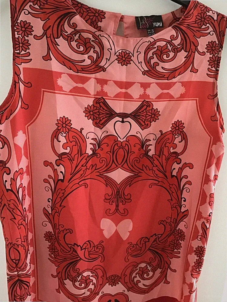 Herzen Etui kleid