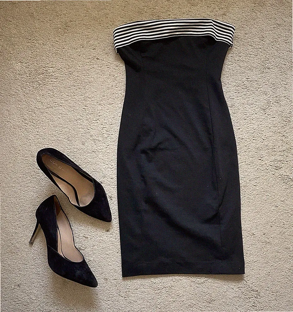 ZARA BASIC Etuikleid trägerlos schwarz/weiß gestreift knie-lang XS RV