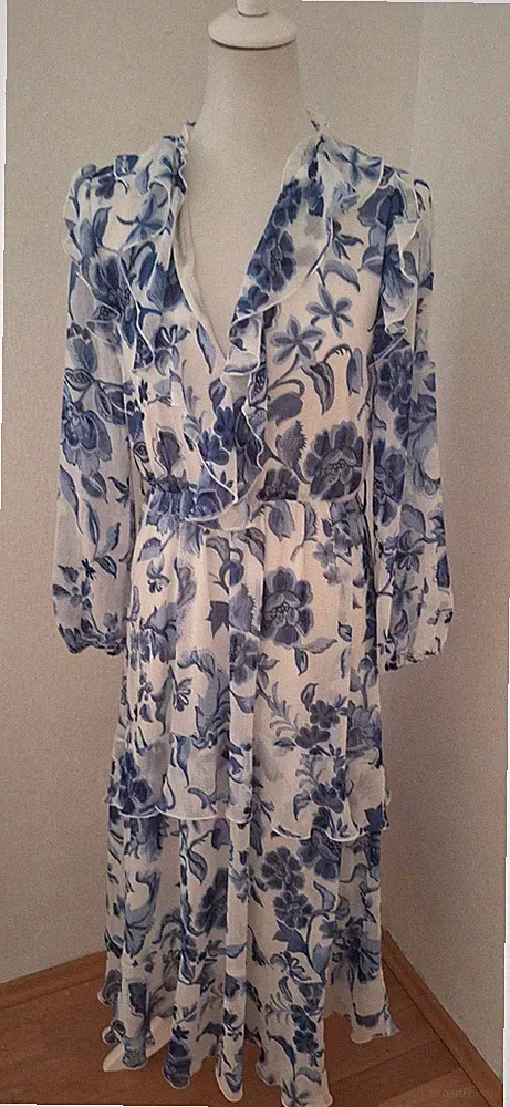 Zara Damen A-Linien-Kleid Midi M blau-weiß floral Chiffon V-Ausschnitt Rüschen