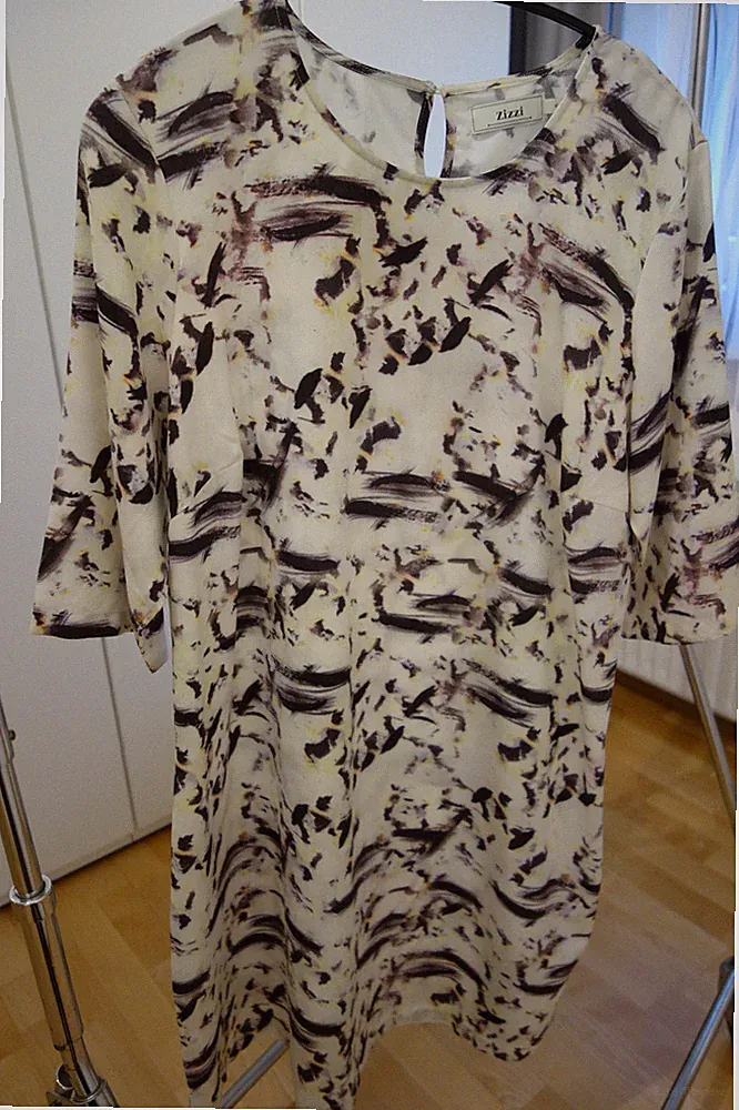 *Zizzi*leichtes Kleid*S (44)*weiß*3/4 Arm*Hingucker*locker, fließend*A-Linie*